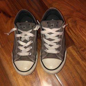 Converse! Chuck Taylor’s ** Girls 2